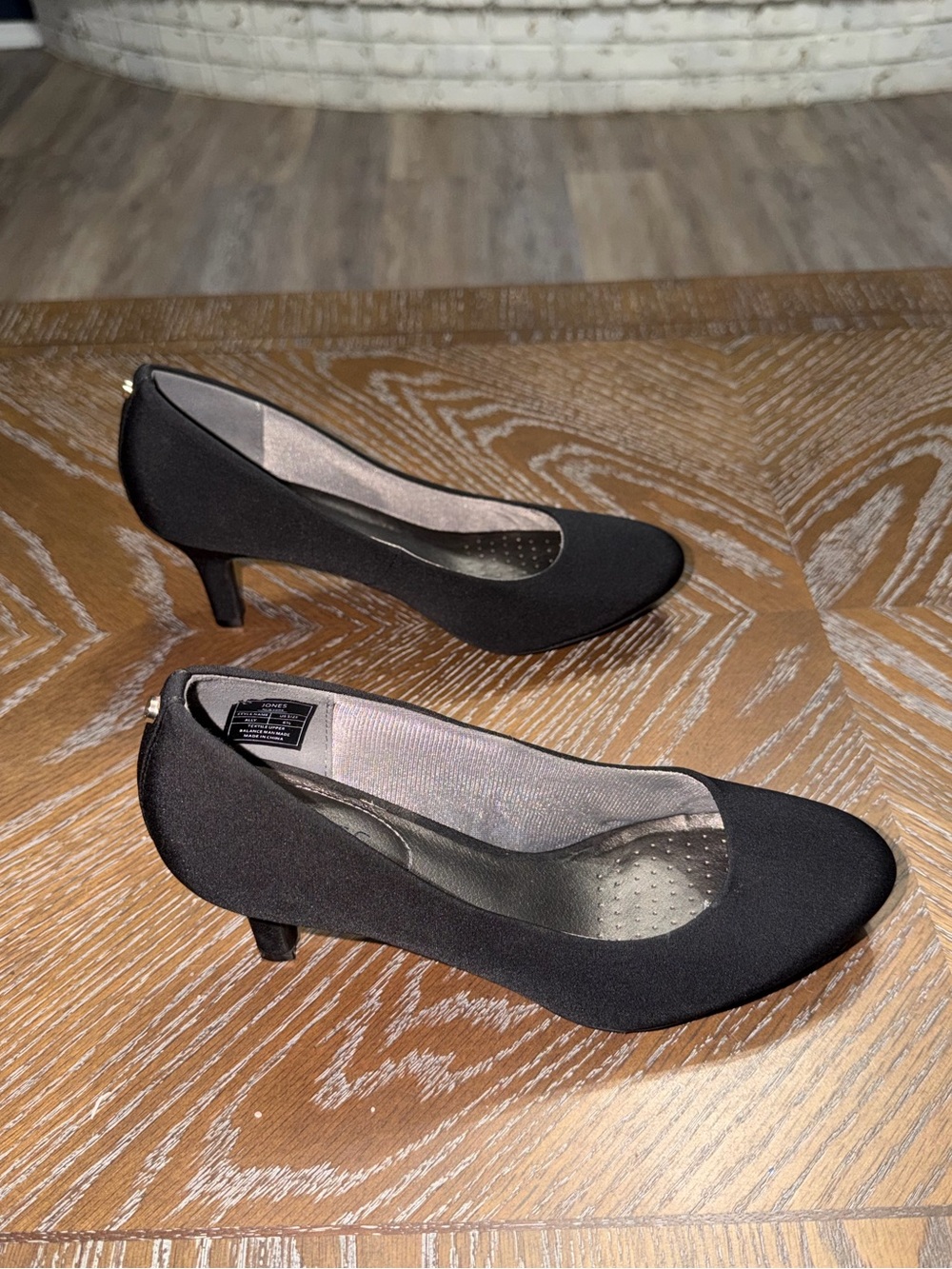 Jones New York Ally Black Heel Pumps